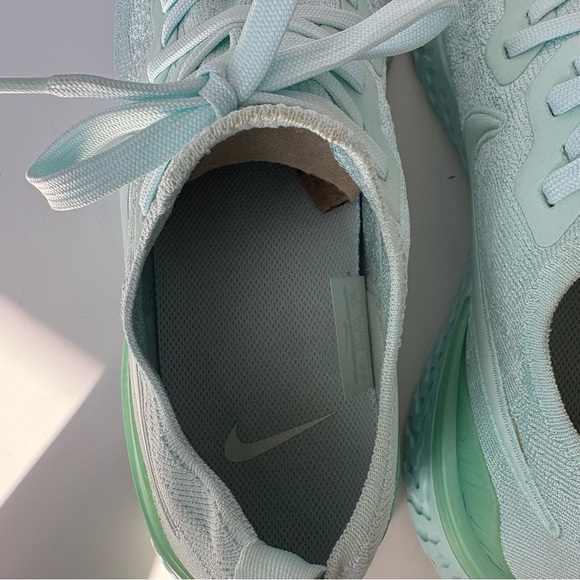 Nike Epic React Flyknit 2 Teal Tint Running Shoes Men’s Size 12.5 EUR 47 - Picture 6 of 13